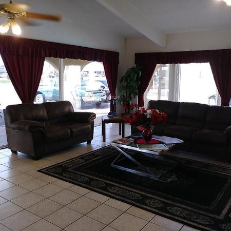 Days Inn By Wyndham San Antonio Lytle Extérieur photo